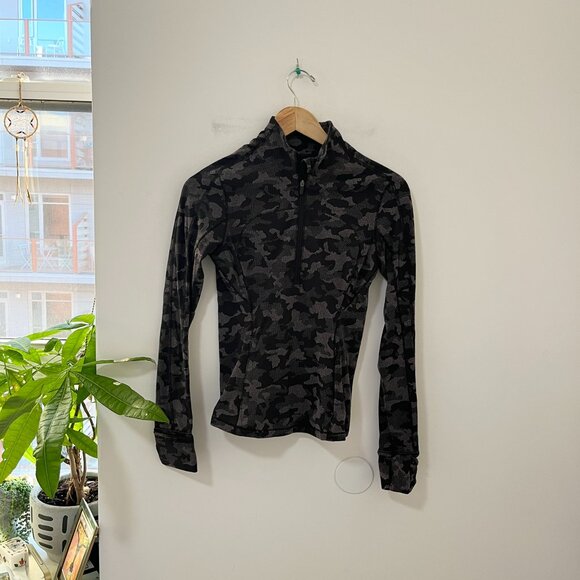 Lululemon Half Zip Gray Camo Long Sleeve Top Size 4 - Picture 1 of 6